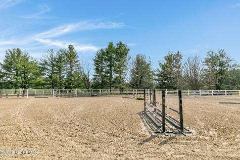 10 Paddock Lane Colts Neck NJ 07722