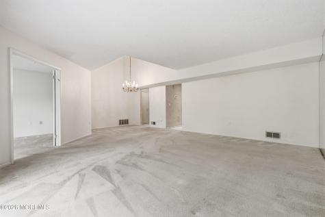 237 Ravenswood Road Englishtown NJ 07726
