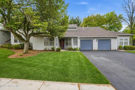 237 Ravenswood Road Englishtown NJ 07726