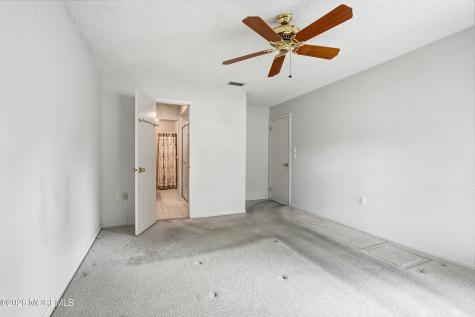 237 Ravenswood Road Englishtown NJ 07726