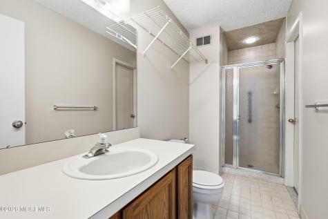 237 Ravenswood Road Englishtown NJ 07726