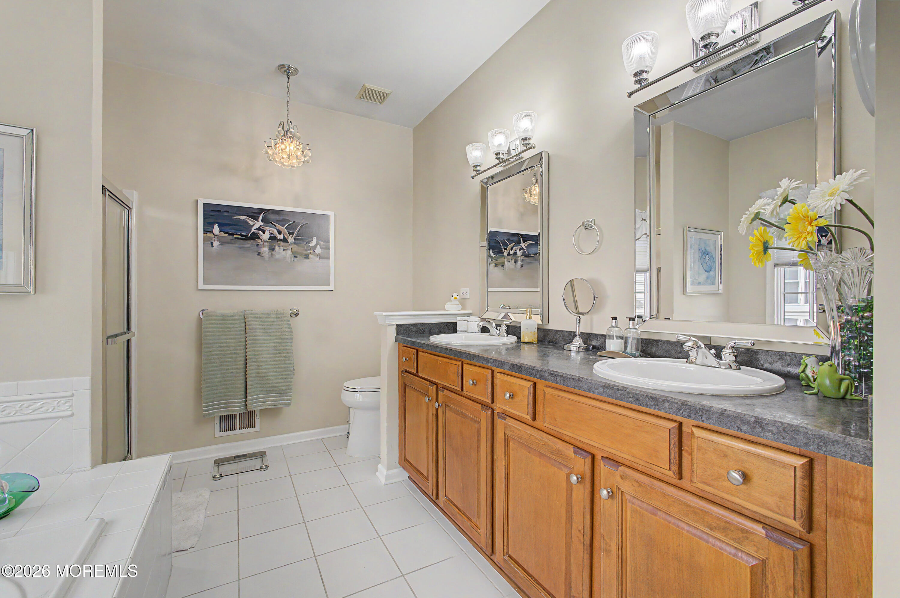 25 Kings North Road Jackson NJ 08527