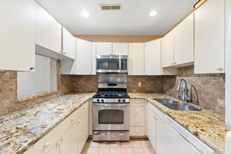 90 Cranberry Court Red Bank NJ 07701