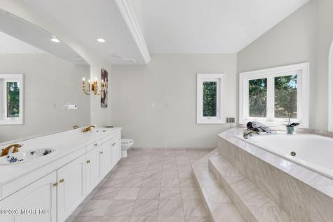 15 Brandywine Lane Colts Neck NJ 07722