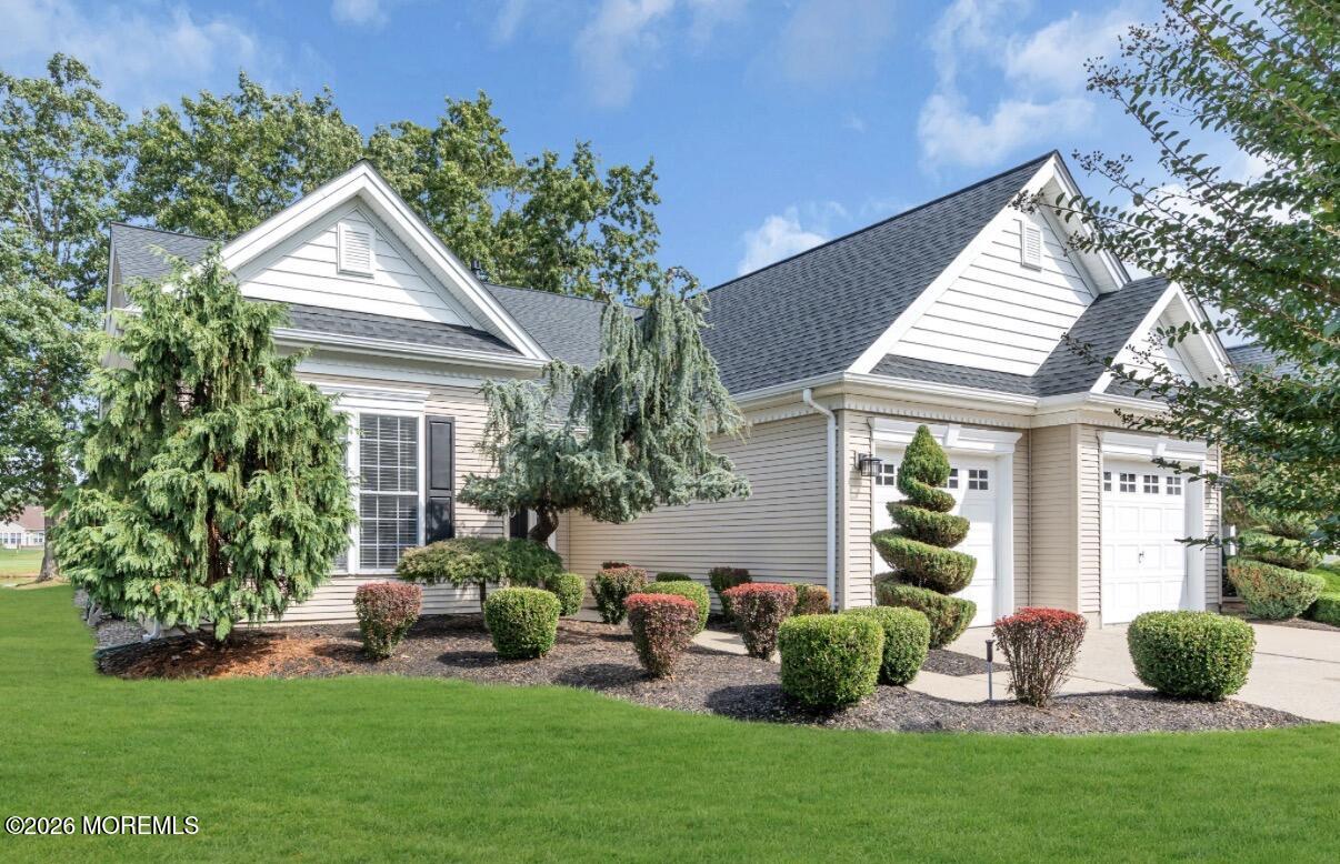 28 Winged Foot Road Jackson NJ 08527