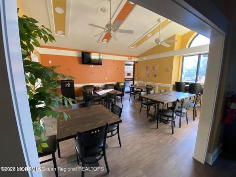 684A Friar Court Manchester NJ 08759