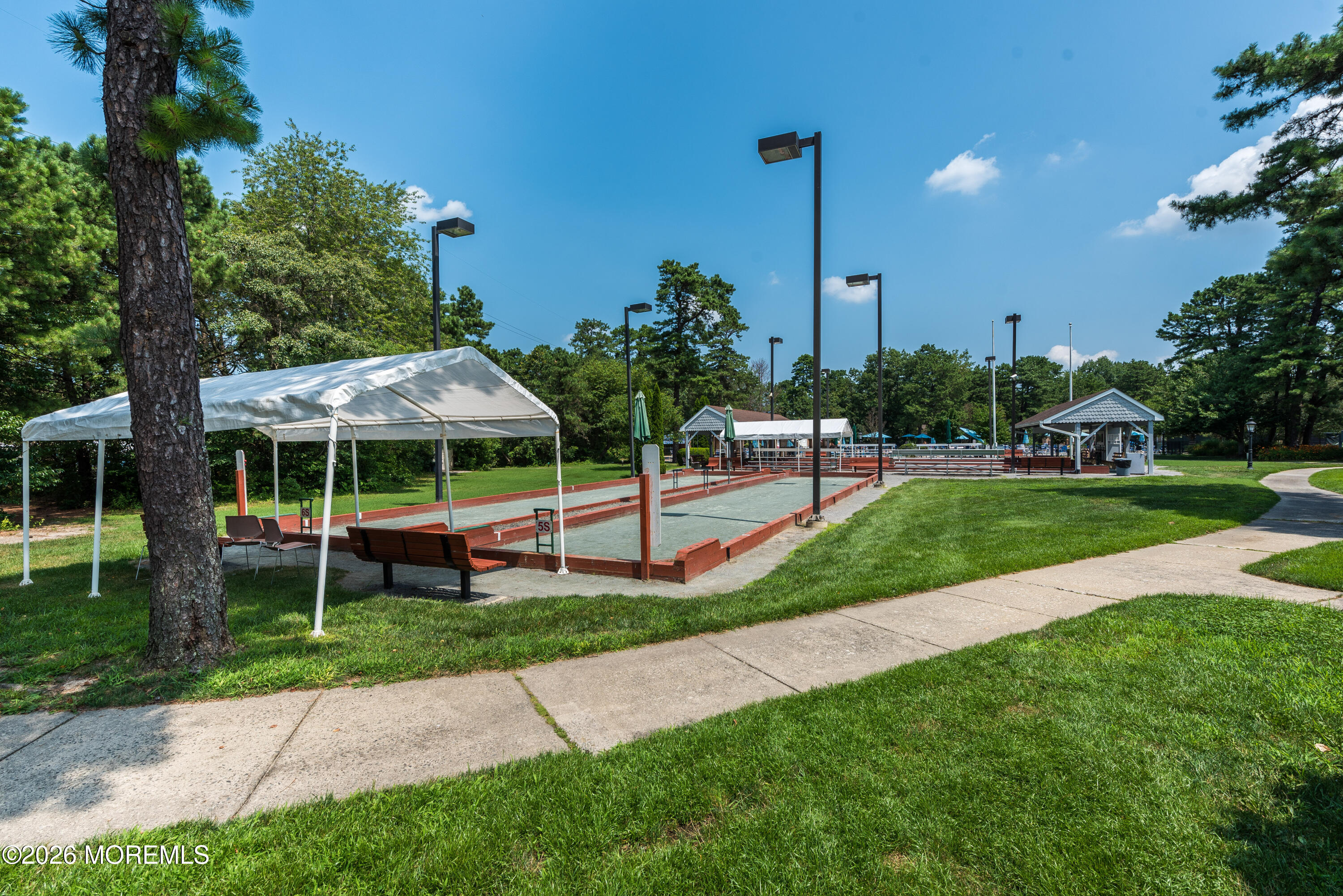 37 Cambridge Circle Manchester NJ 08759