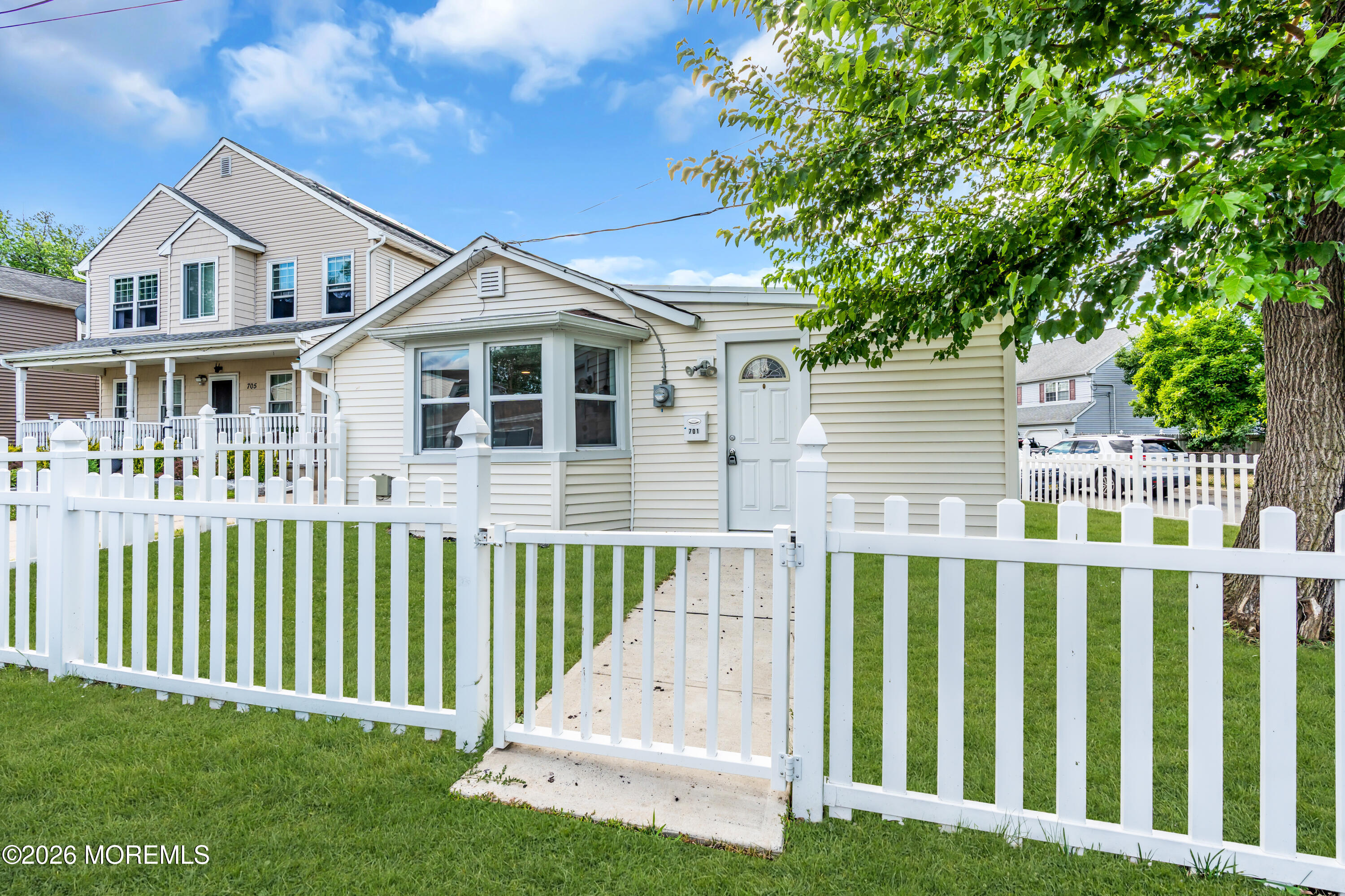 701 Beachview Avenue Union Beach NJ 07735
