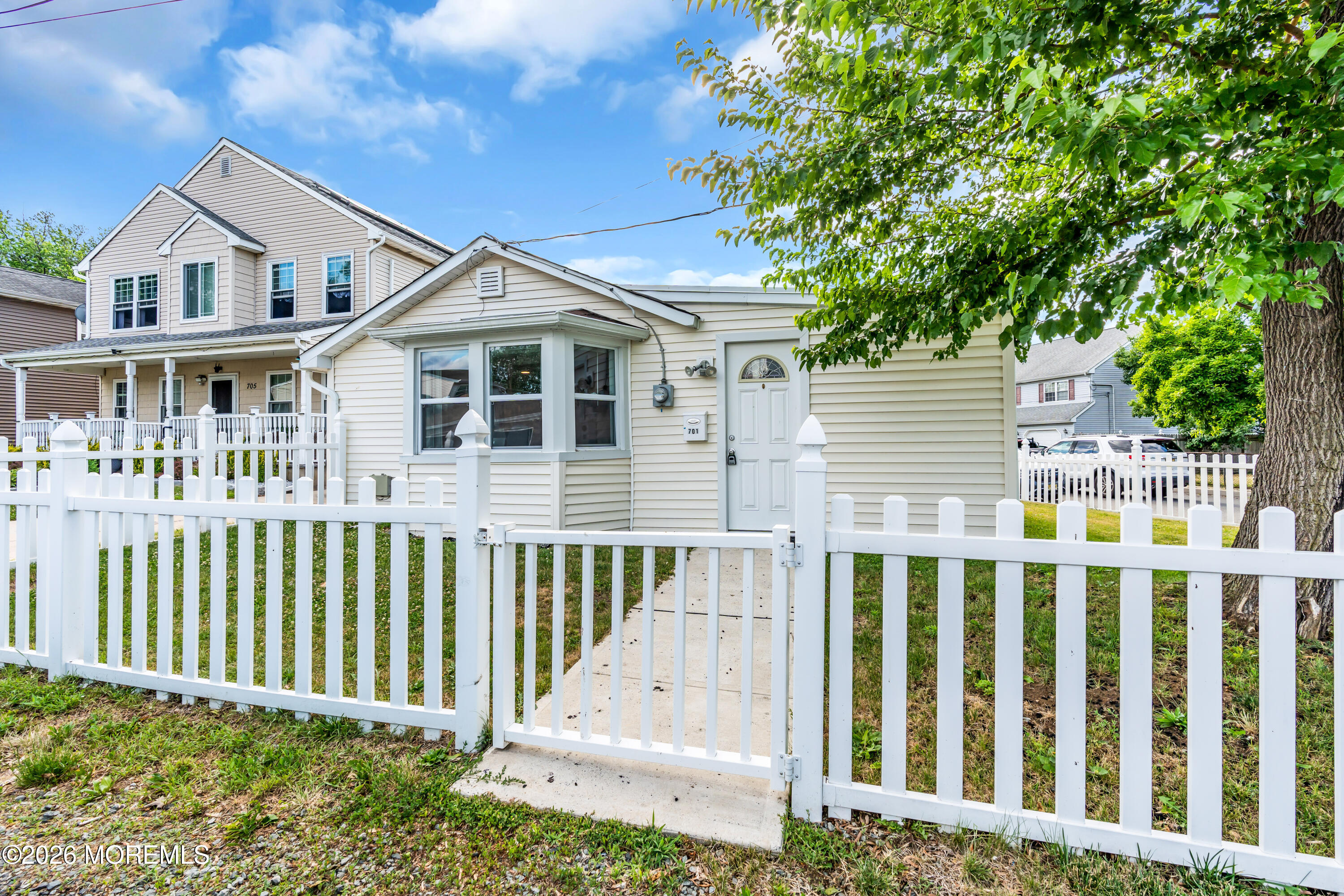 701 Beachview Avenue Union Beach NJ 07735