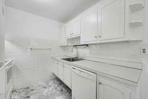 167A Huntington Drive Lakewood NJ 08701