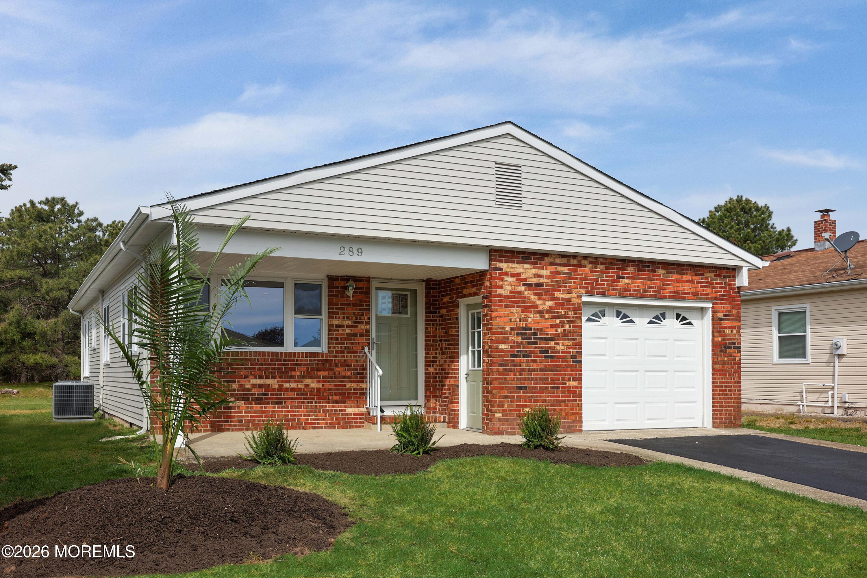 289 Costa Mesa Drive Toms River NJ 08757