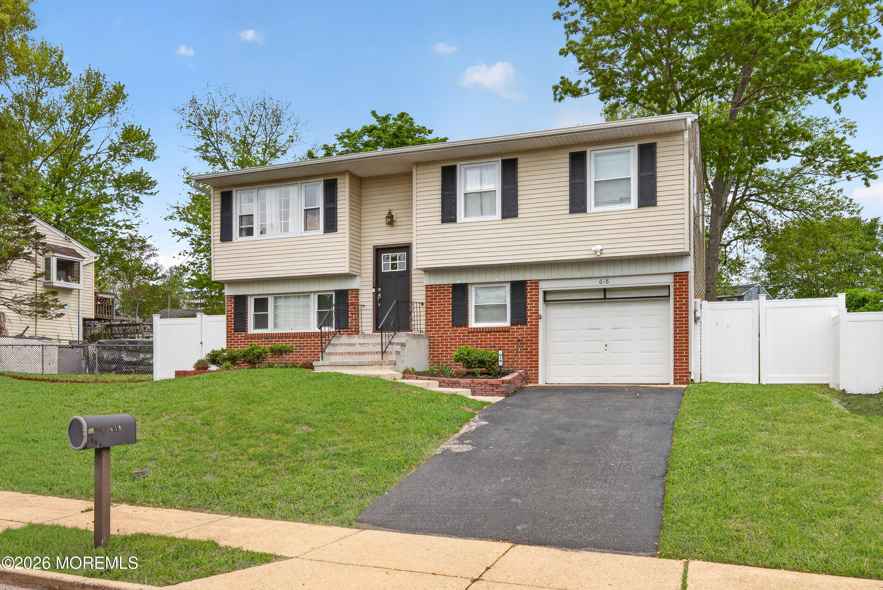 618 Illinois Avenue Brick NJ 08724