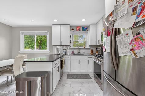618 Illinois Avenue Brick NJ 08724