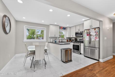 618 Illinois Avenue Brick NJ 08724