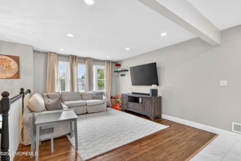 618 Illinois Avenue Brick NJ 08724