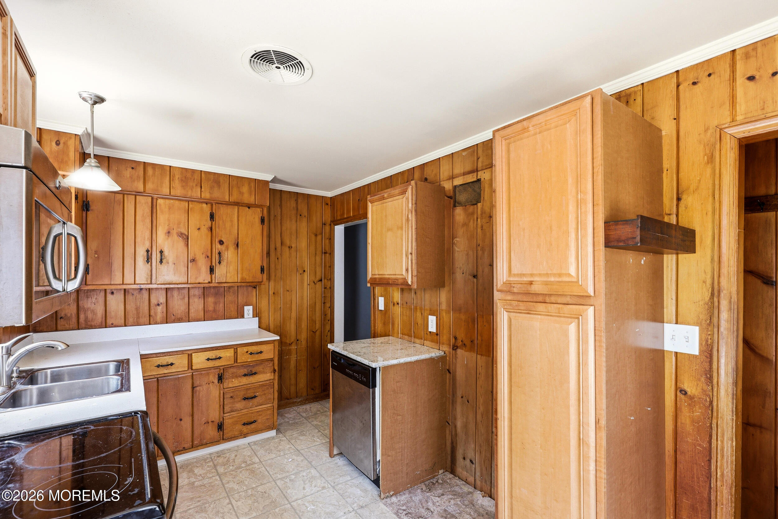 397 Mine Road Asbury NJ 08802