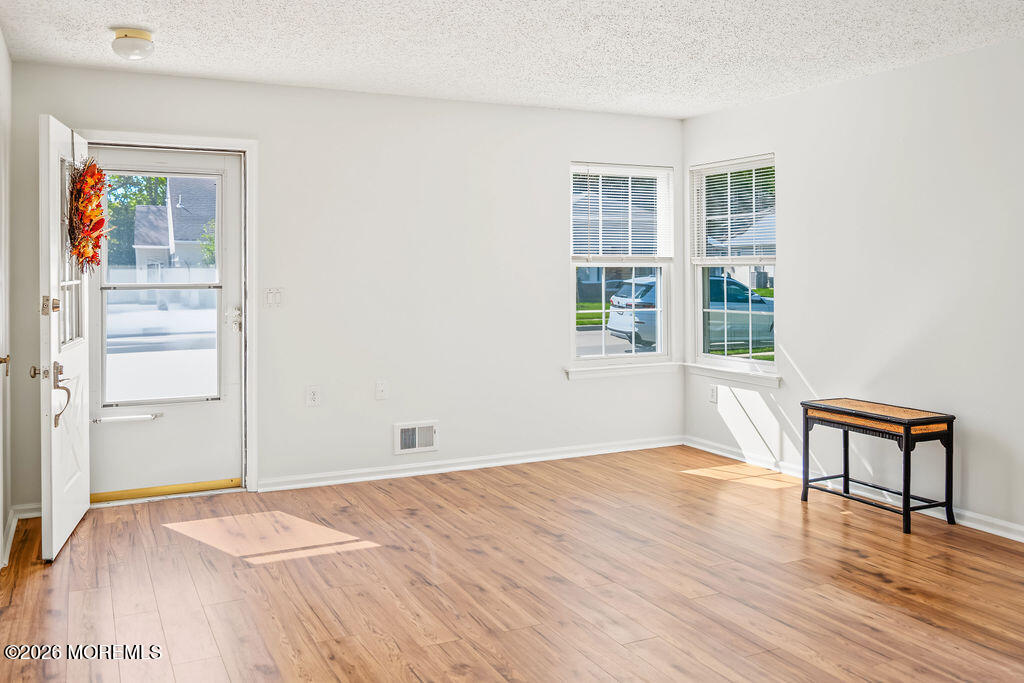 8 Sequoia Court Barnegat NJ 08005