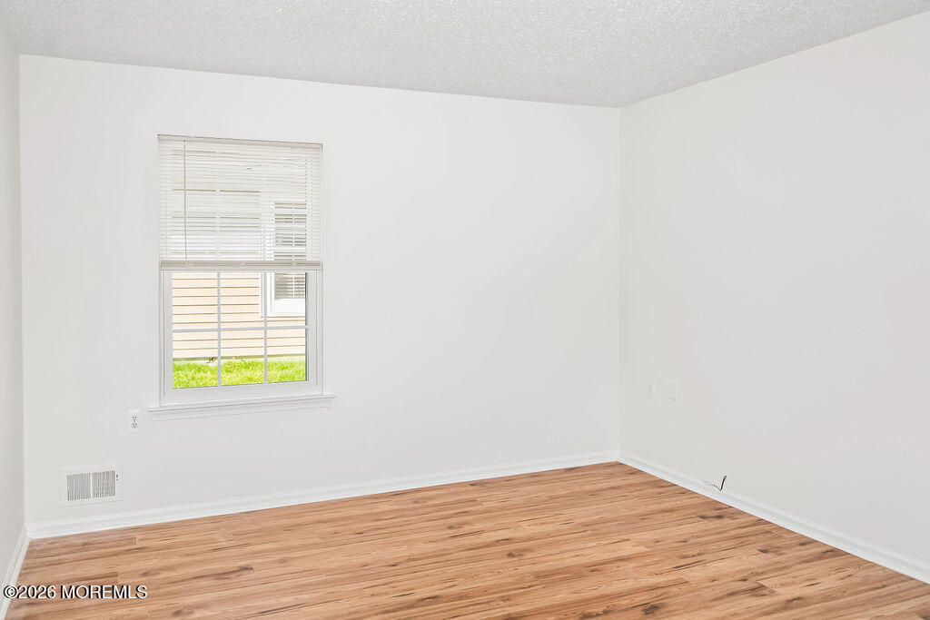 8 Sequoia Court Barnegat NJ 08005
