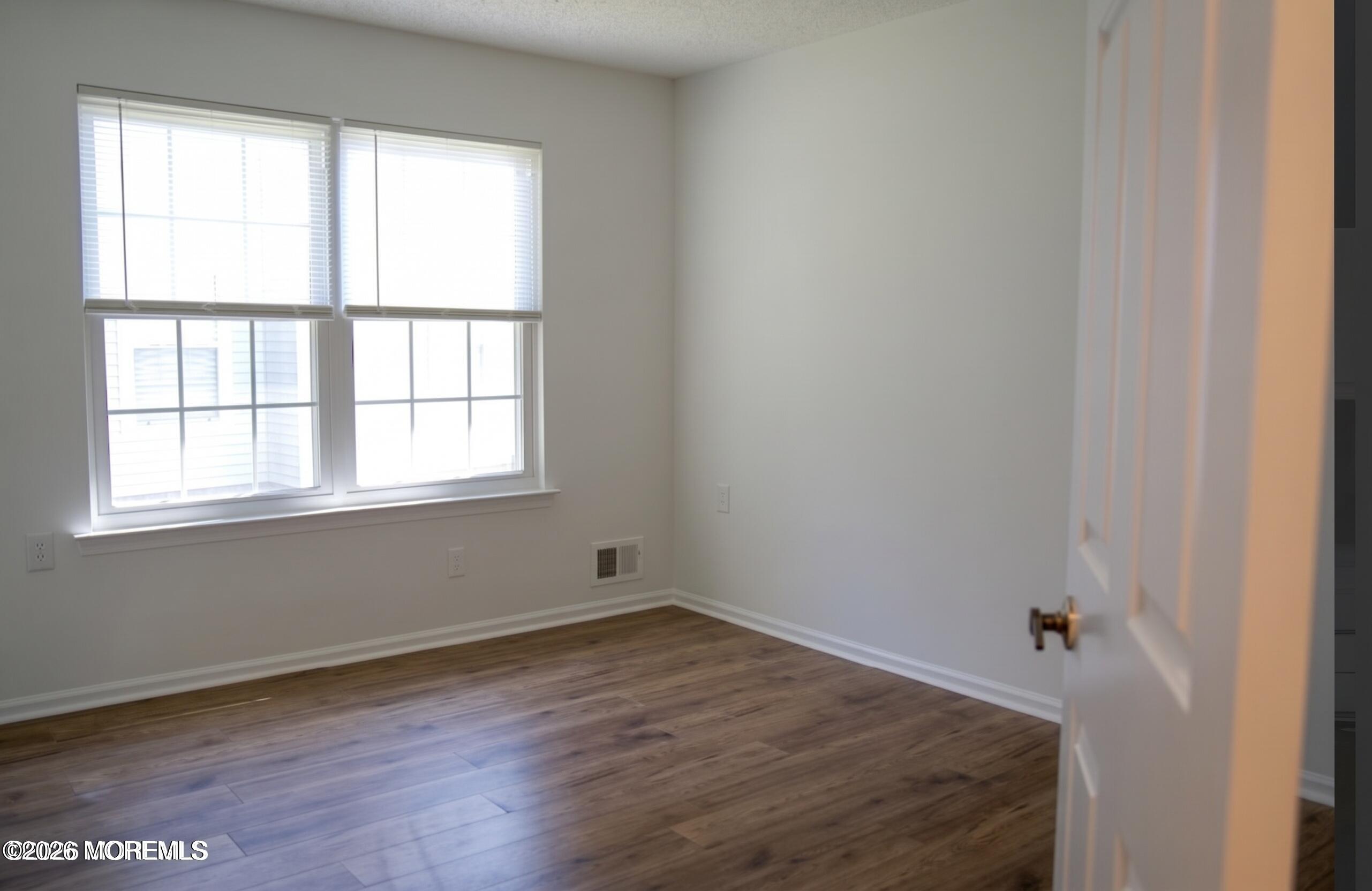 8 Sequoia Court Barnegat NJ 08005