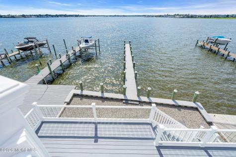 153 Shore Drive Brick NJ 08723