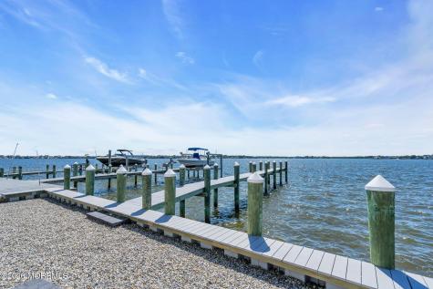 153 Shore Drive Brick NJ 08723