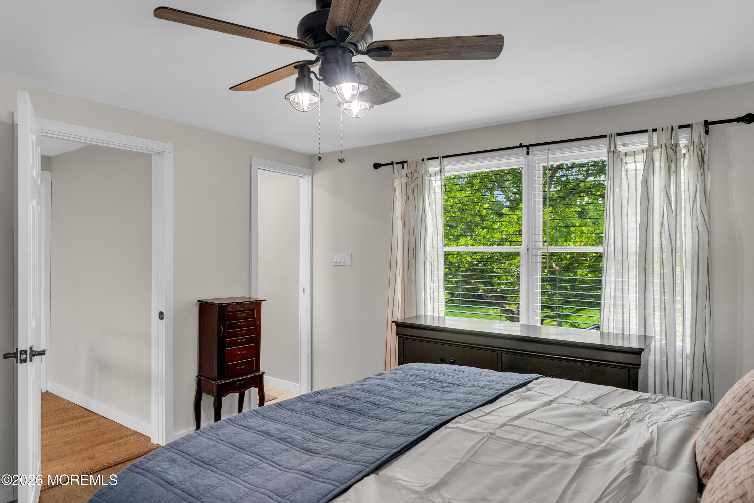 52 Deerfield Lane Matawan NJ 07747