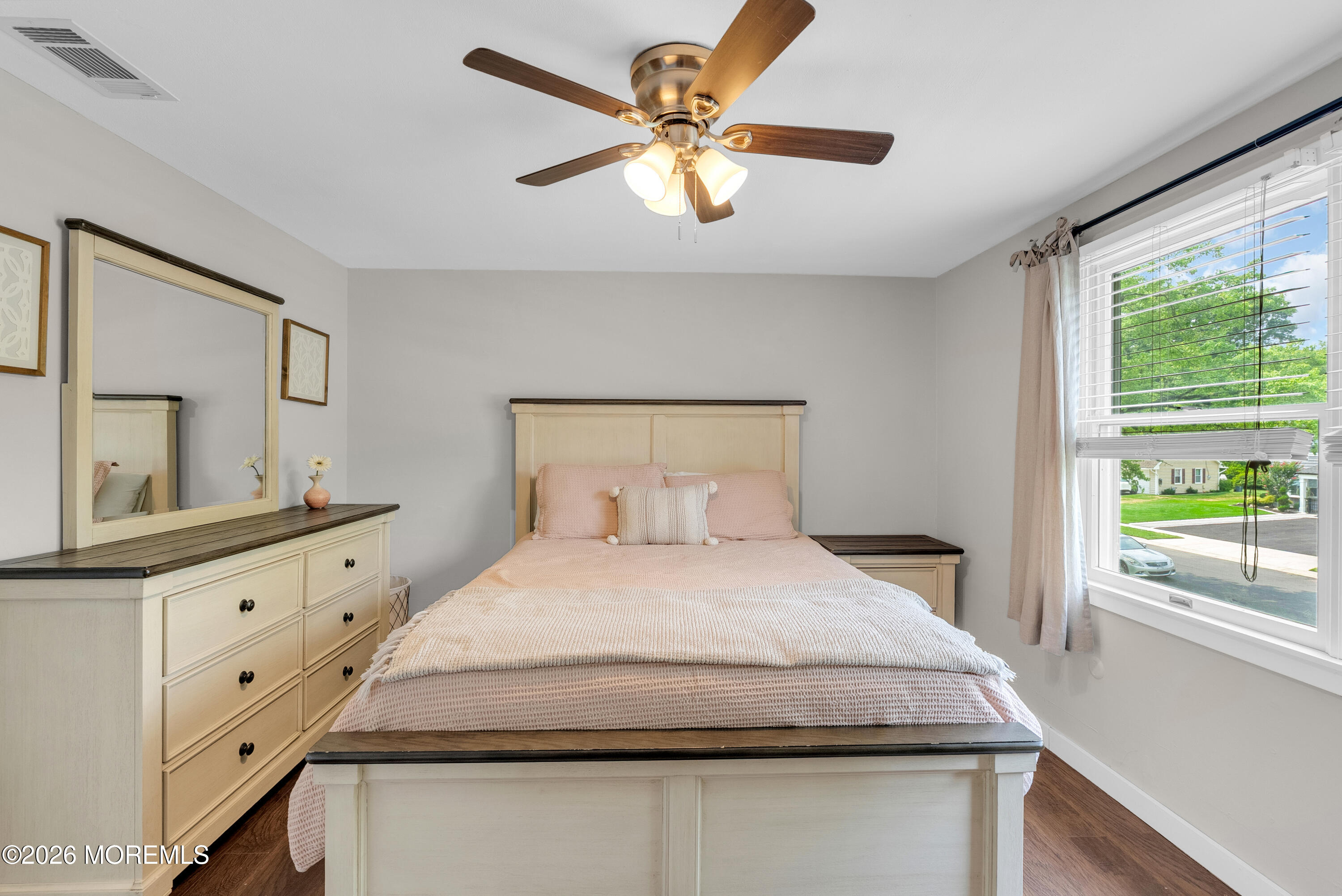 52 Deerfield Lane Matawan NJ 07747