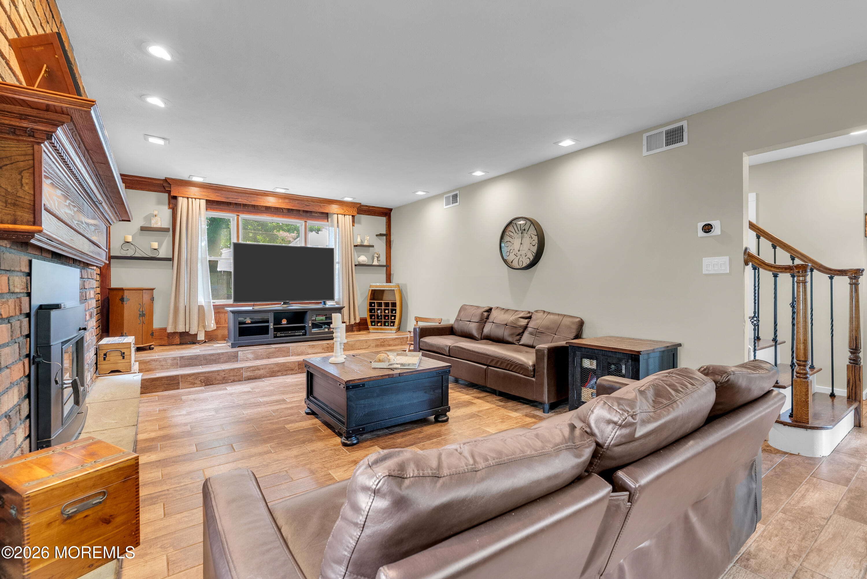 52 Deerfield Lane Matawan NJ 07747