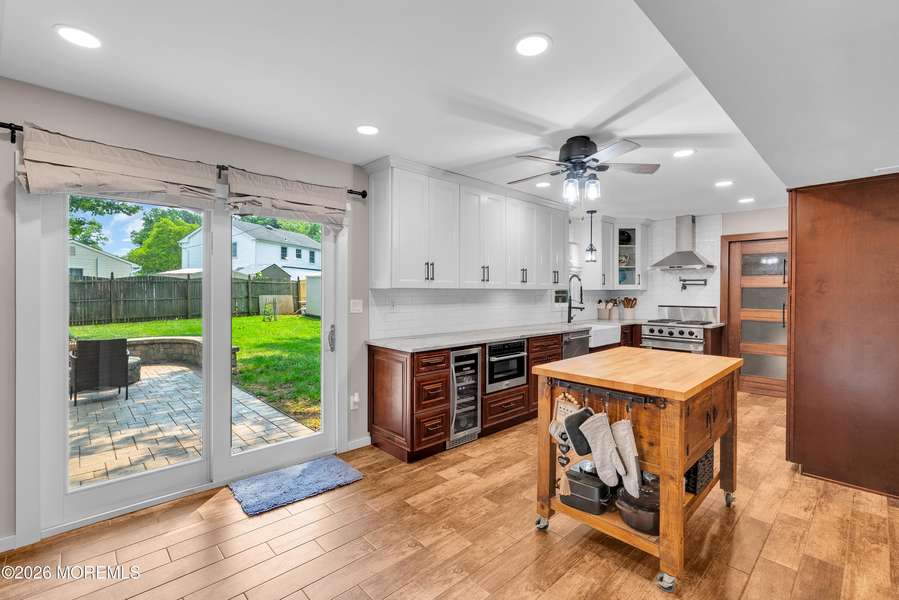 52 Deerfield Lane Matawan NJ 07747