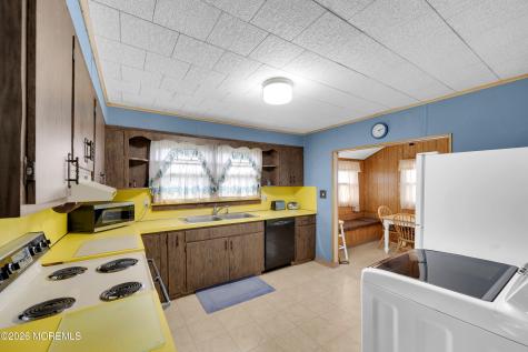 201 Lillie Road Toms River NJ 08753