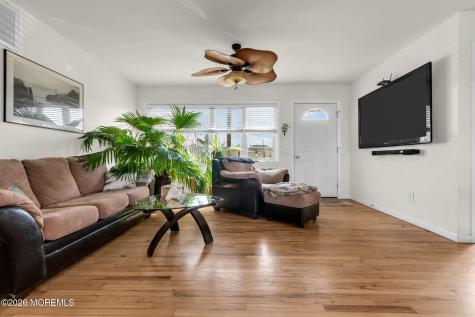 330 Cheryl Drive Toms River NJ 08753
