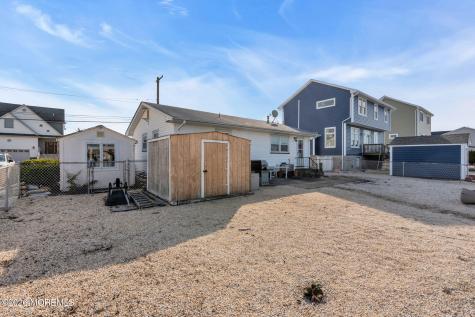 330 Cheryl Drive Toms River NJ 08753
