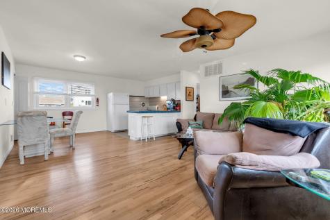 330 Cheryl Drive Toms River NJ 08753