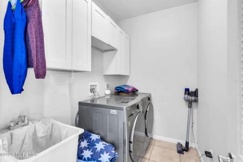 5 James Drive Waretown NJ 08758