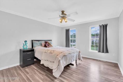 5 James Drive Waretown NJ 08758