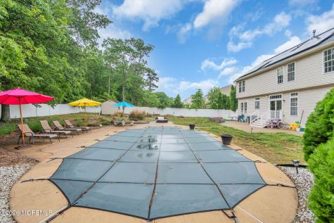5 James Drive Waretown NJ 08758