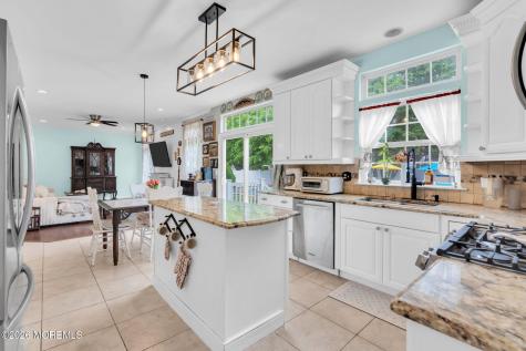 5 James Drive Waretown NJ 08758