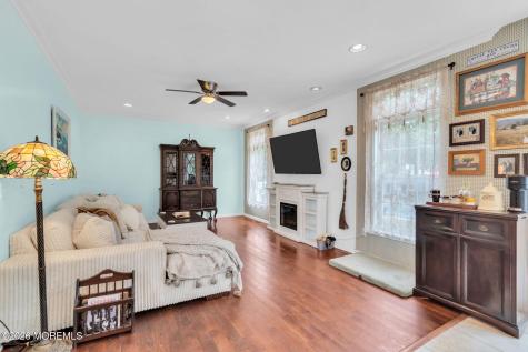 5 James Drive Waretown NJ 08758