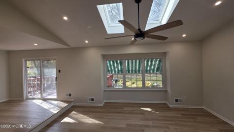 99 Oak Lane Eatontown NJ 07724