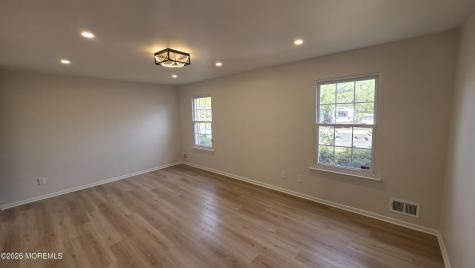 99 Oak Lane Eatontown NJ 07724