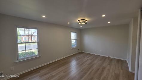 99 Oak Lane Eatontown NJ 07724