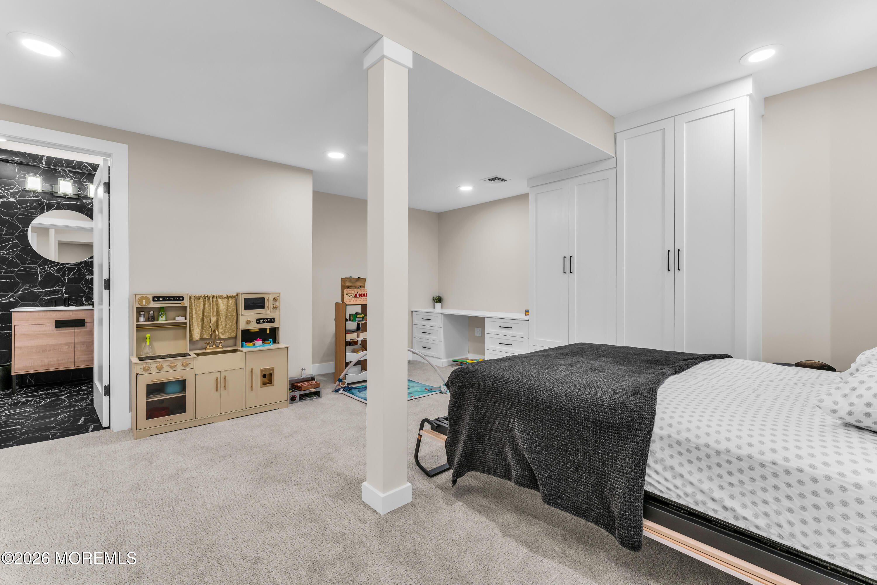 4 Captiva Lane Morganville NJ 07751