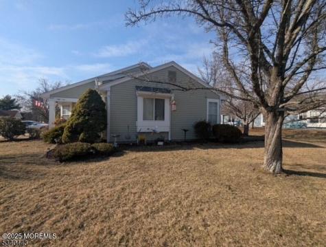 1109B Buckingham Drive Manchester NJ 08759