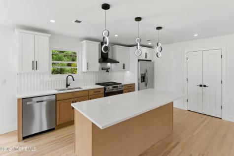 30 Sherwood Lane Toms River NJ 08757