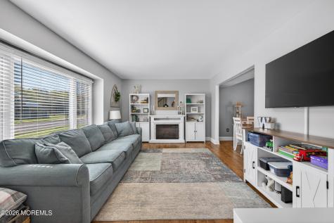 3 Annie Drive Howell NJ 07731