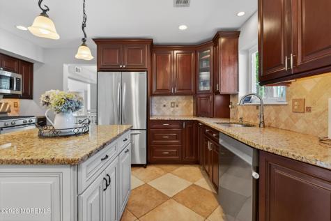 3 Annie Drive Howell NJ 07731