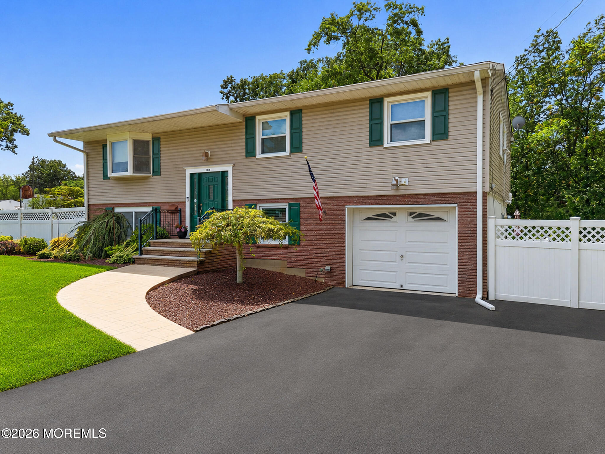 104 Pinewood Road Howell NJ 07731