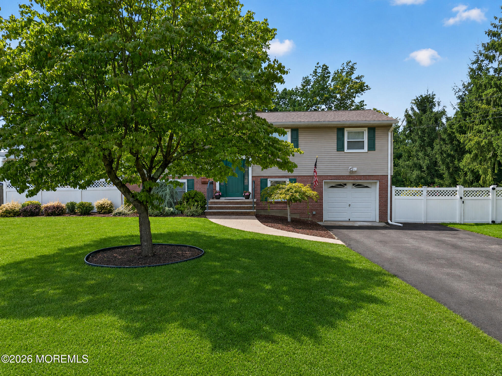 104 Pinewood Road Howell NJ 07731