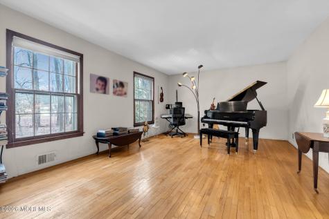 103 Reids Hill Road Morganville NJ 07751