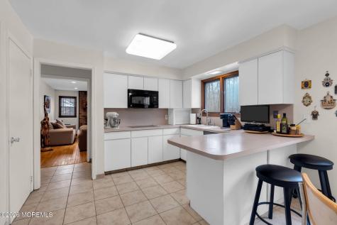 103 Reids Hill Road Morganville NJ 07751